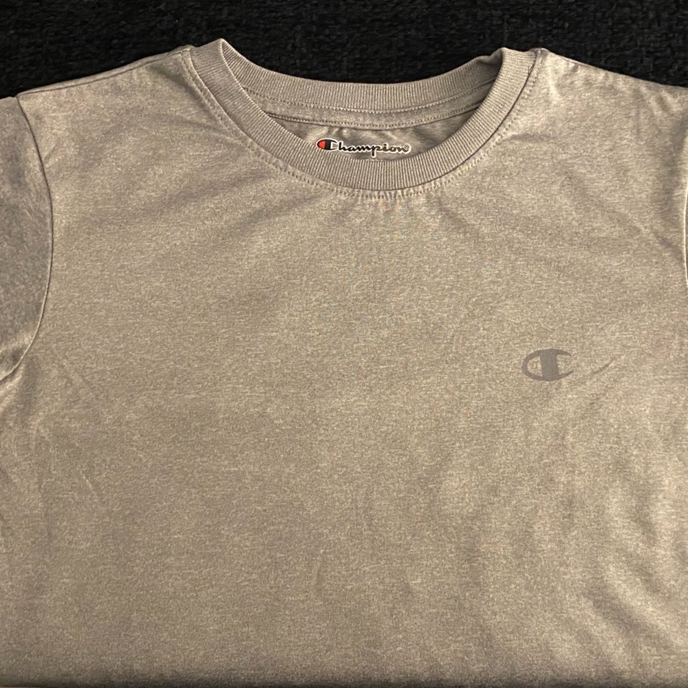 Champion Tee-Shirt.  Size 4, Youth Small